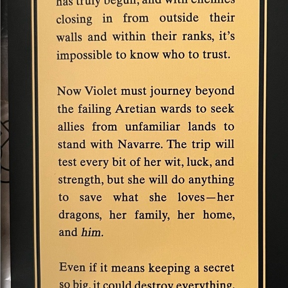 Onyx Storm by Rebecca Yarros – Hardcover Empyrean Book 3 – Special Edition - Picture 3 of 5